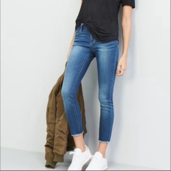 Articles Of Society Denim - Articles of Society Carly Crop Skinny Jeans Blue